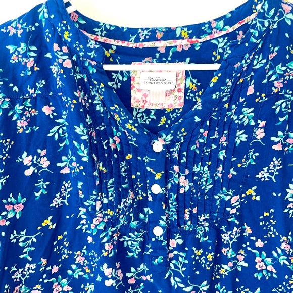 Cottage core blue blouse with flowers Vermont Country Store - Picture 2 of 5